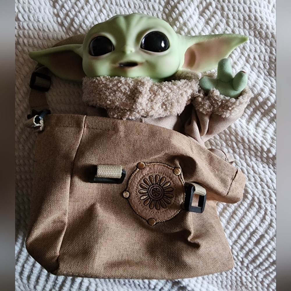 Baby yoda/ baby grogu